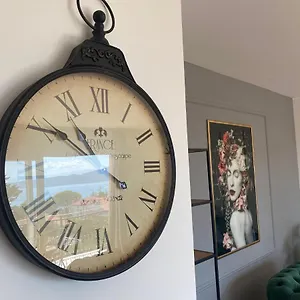 https://deluxe-apartment-skyline.primorje-gorskikotar.com